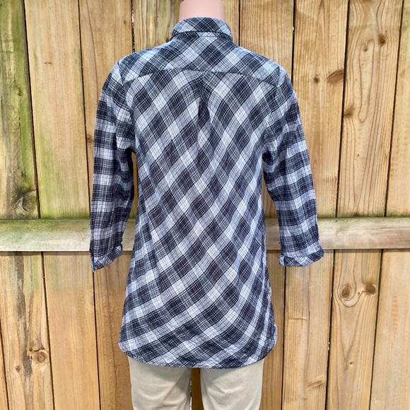 Staples Flannel Button Down Maternity Shirt M EUC - Picture 3 of 8